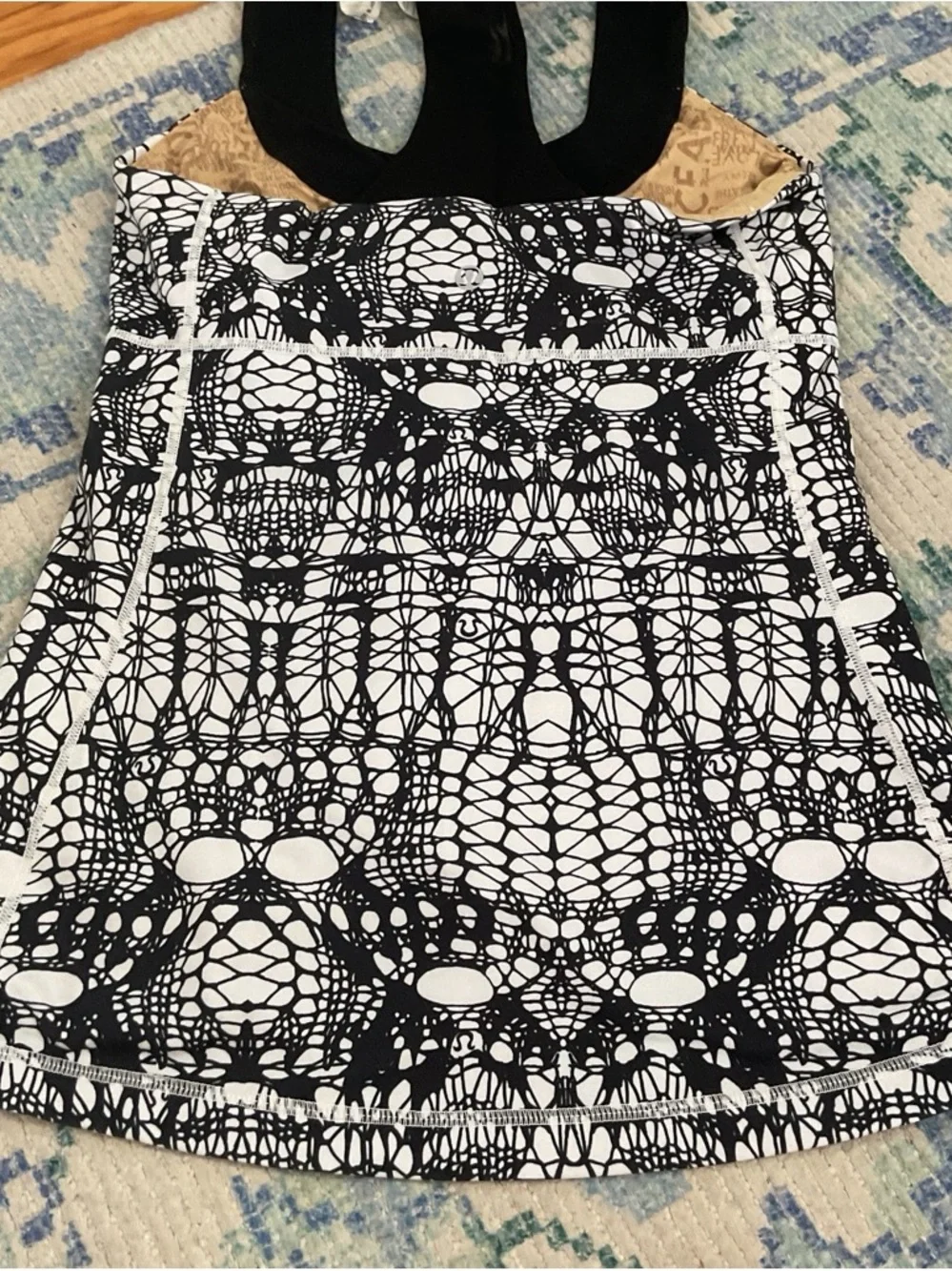 lululemon athletica sleeveless tank